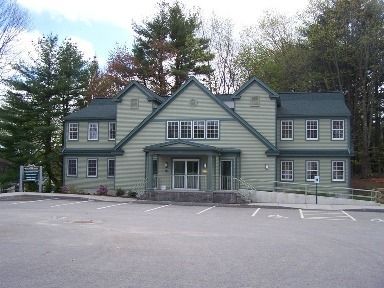 60 Exeter Rd, Newmarket, NH 03857